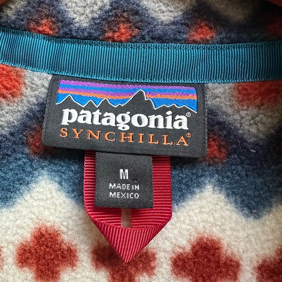 Patagonia M's Lightweight Synchilla® Snap-T® Vest - Picture 2 of 4